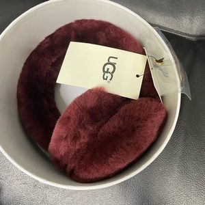 Ugg wired earmuffs NWT, maroon